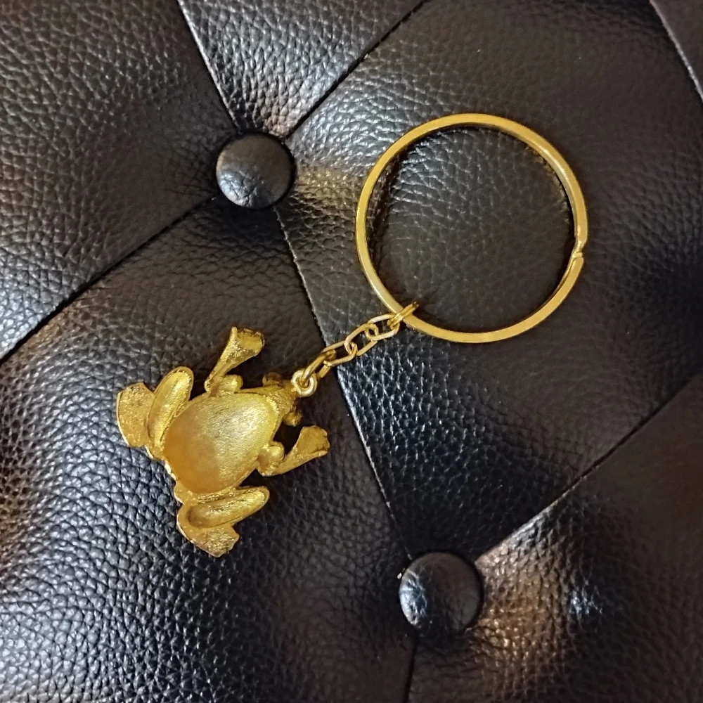 Gold Frog Keychain